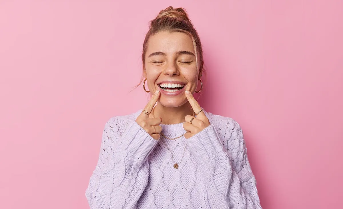 29686 maintaining white smile