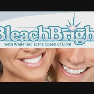 /img/29840-aqua-brite-teeth-whitening-user-review.webp