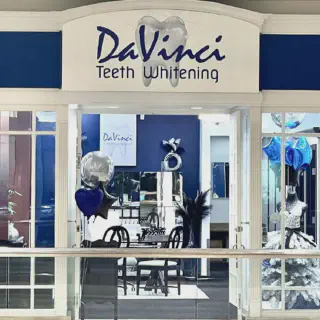 /img/29871-davinci-teeth-whitening-flatirons-mall-aftercare-products.webp